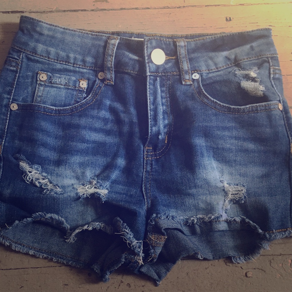 Distressed shorts
